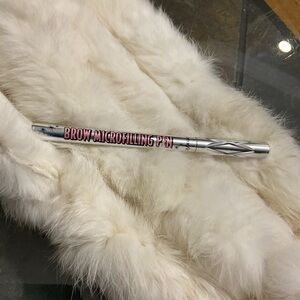 BENEFIT brow Microfilling pen